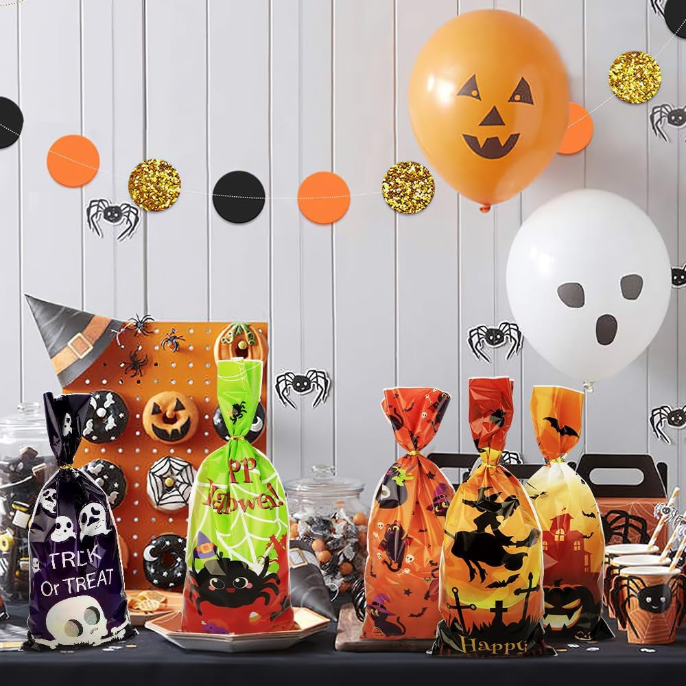 Halloween Treat Bags, Halloween Cellophane Treat Bags, 50 PCS Halloweens Candy Bag, Plastic Cello Cookie Goodies Gift Bag with 50Pcs Ties for Halloweens Trick or Treat Party Favors Supplies, 4 Style